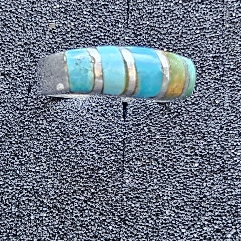 Silver and Turquoise Inlay Ring... Sterling Silver...Size 5.5